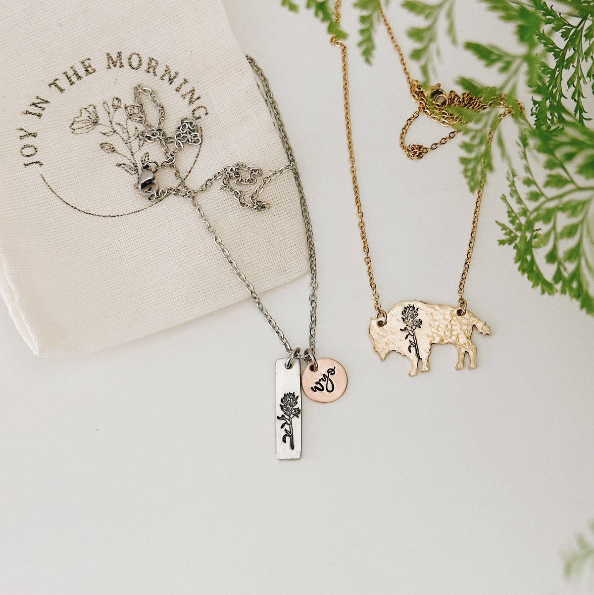 Indian Paintbrush Bison Necklace — NuGold